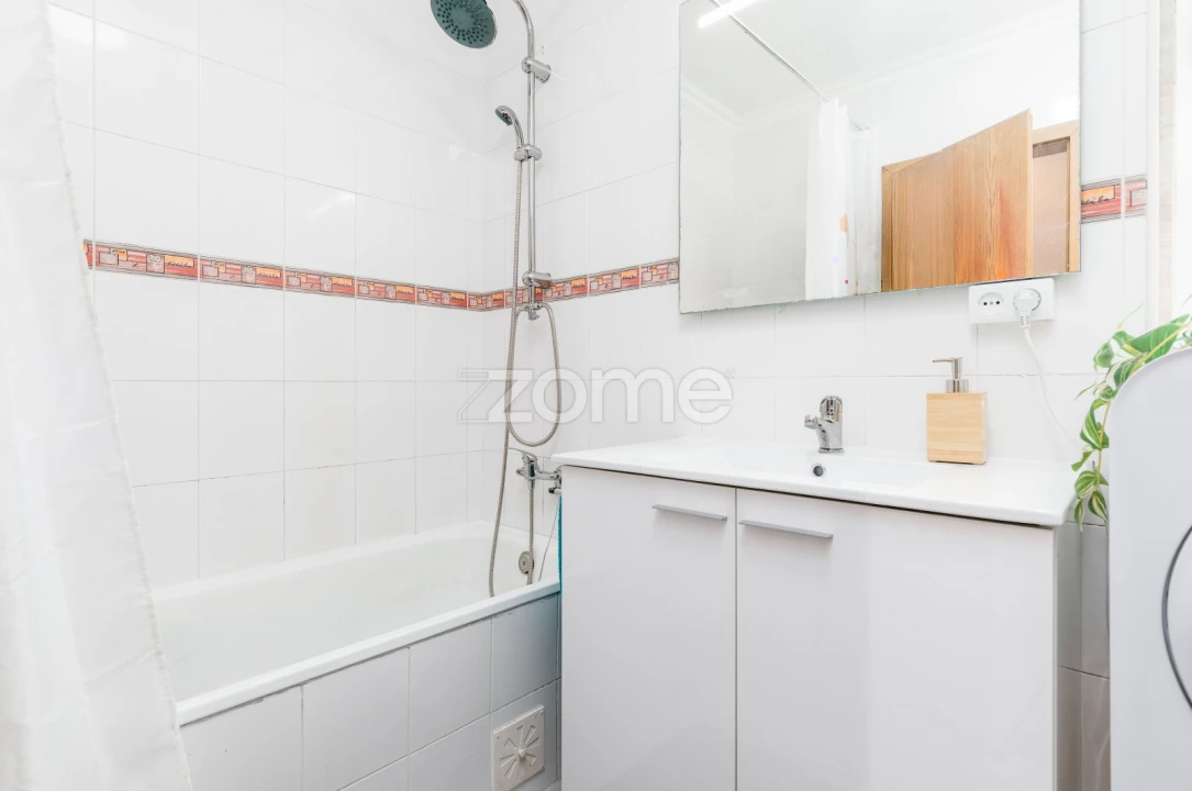 Apartamento T2 para Venda em Loures Foto 12