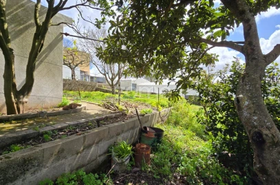 Terreno para Venda em Almargem do Bispo, Pêro Pinheiro e Montelavar