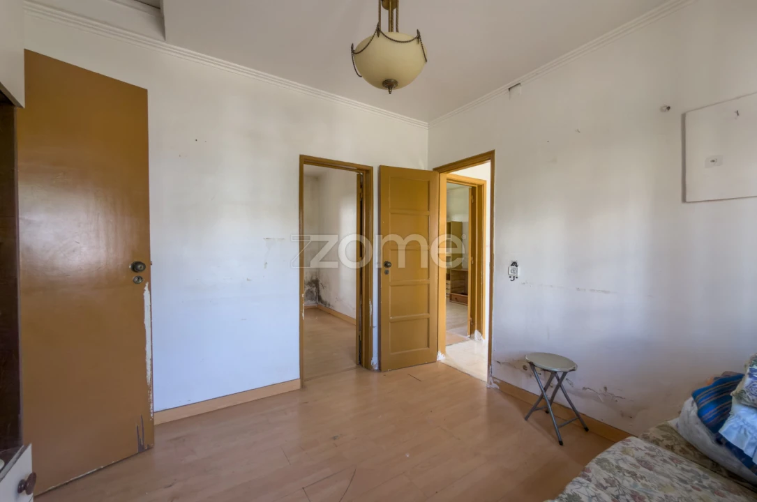Moradia T2 para Venda em Ramada e Caneças Foto 15
