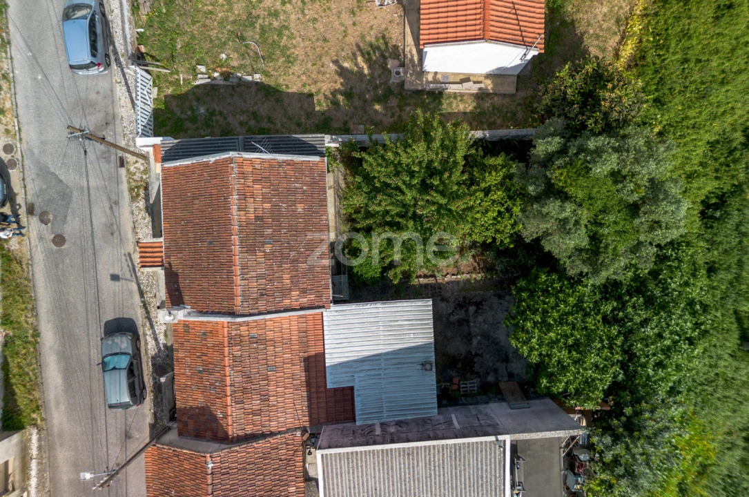 Moradia T2 para Venda em Ramada e Caneças Foto 2