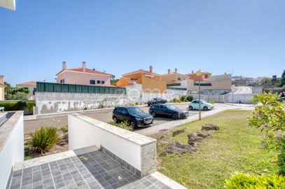 Apartamento T3 para Venda em Malveira e São Miguel de Alcainça