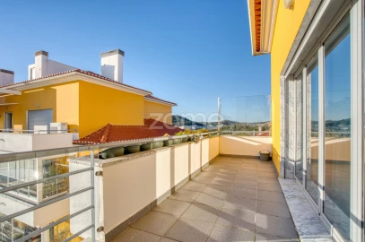 Apartamento T3 para Venda em Malveira e São Miguel de Alcainça