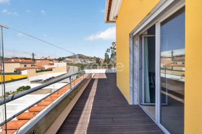 Apartamento T3 para Venda em Malveira e São Miguel de Alcainça