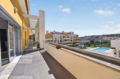Apartamento T3 para Venda em Malveira e São Miguel de Alcainça