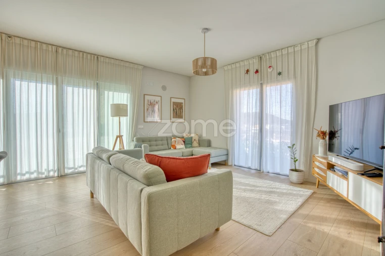Apartamento T3 para Venda em Malveira e São Miguel de Alcainça Foto 16