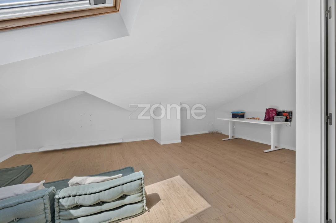 Apartamento T3 para Venda em Malveira e São Miguel de Alcainça Foto 32