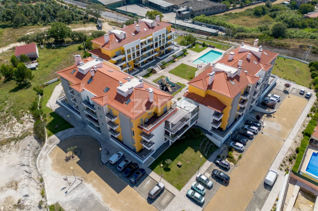 Apartamento T3 para Venda em Malveira e São Miguel de Alcainça Foto 56