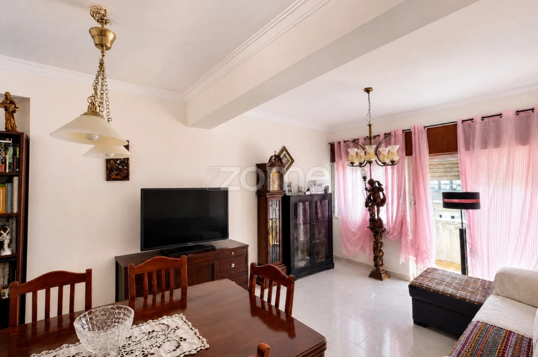 Apartamento T3 para Venda em Mafra Foto 1