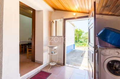 Moradia T2 para Venda em Longueira/Almograve
