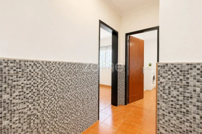 Apartamento T2 para Venda em Corroios