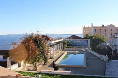 Apartamento T1 para Venda em Santa Maria Maior