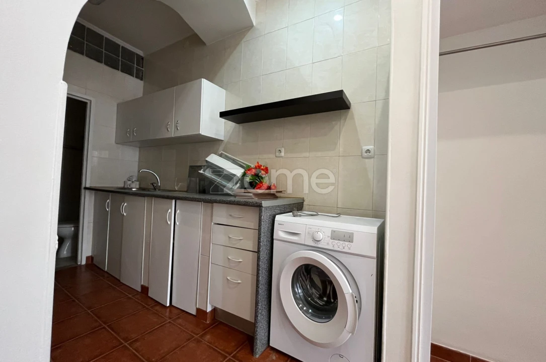 Apartamento T1 para Venda em Santa Maria Maior Foto 5