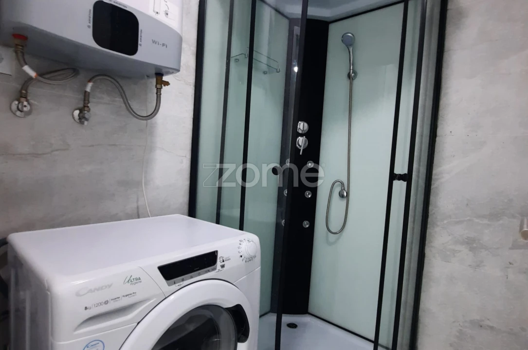 Apartamento T1 para Venda em Corroios Foto 8