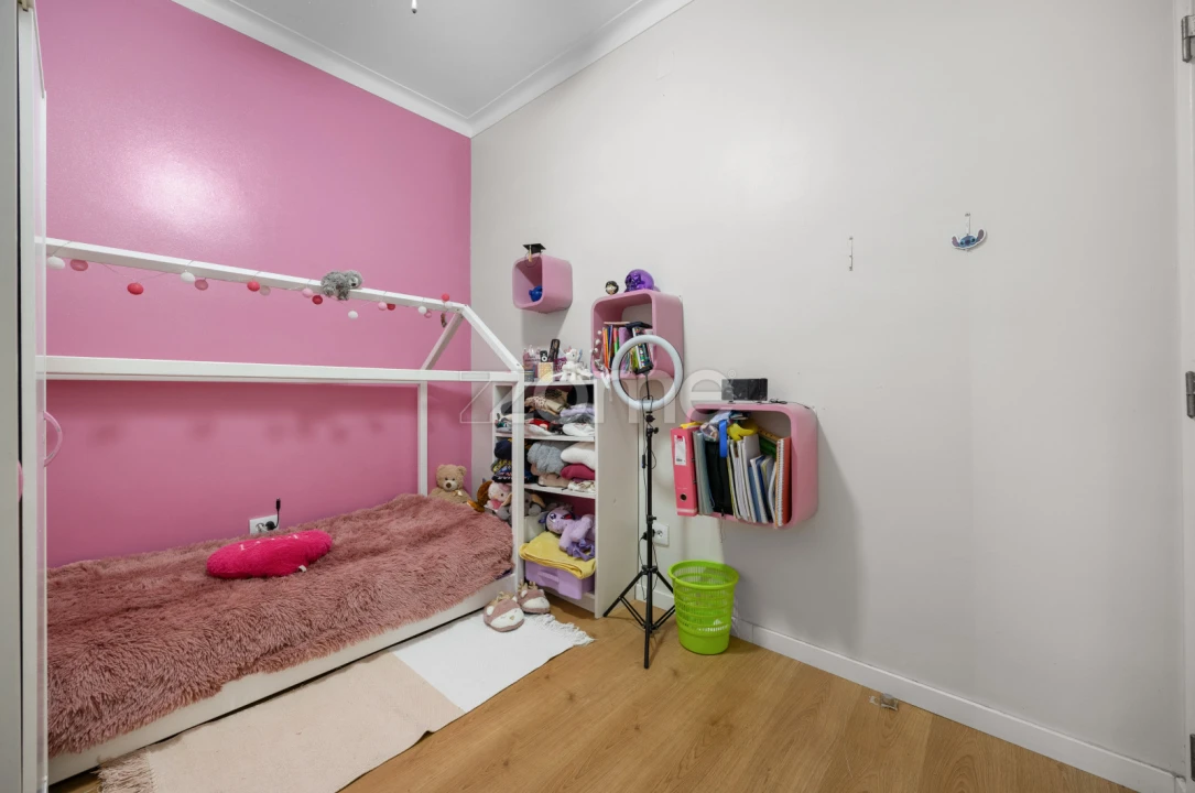 Apartamento T3 para Venda em Charneca de Caparica e Sobreda Foto 13
