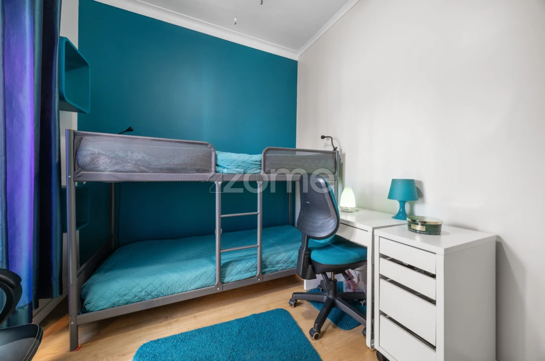 Apartamento T3 para Venda em Charneca de Caparica e Sobreda Foto 18