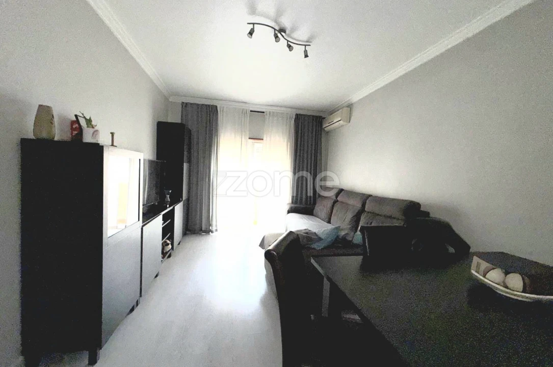 Apartamento T2 para Venda em Amora Foto 5