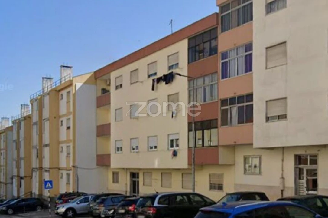Apartamento T2 para Venda em Amora Foto 14