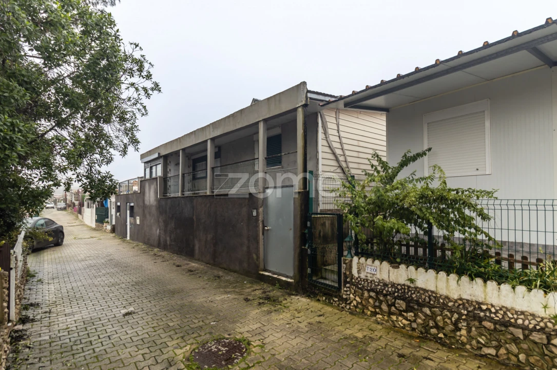Moradia T3 para Venda em Fernao Ferro Foto 39
