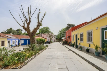 Moradia T3 para Venda em Queluz e Belas