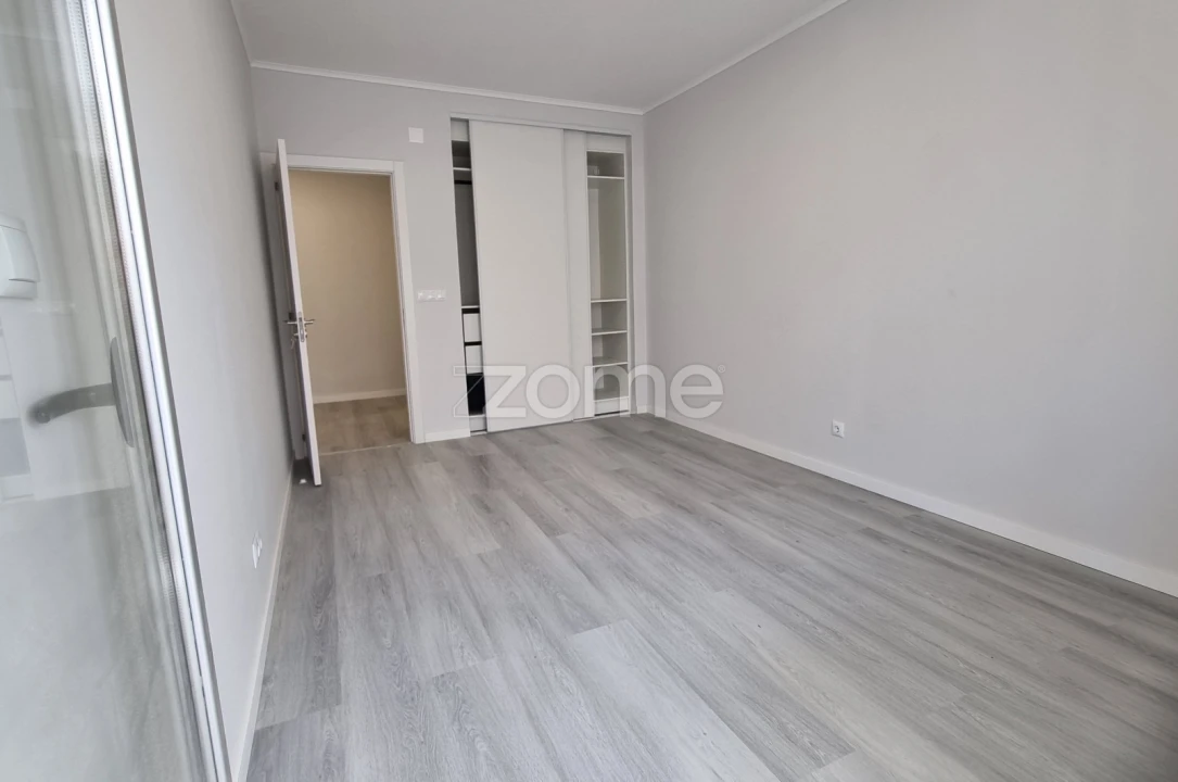 Apartamento T2 para Venda em Oeiras e São Julião da Barra, Paço de Arcos e Caxias Foto 8