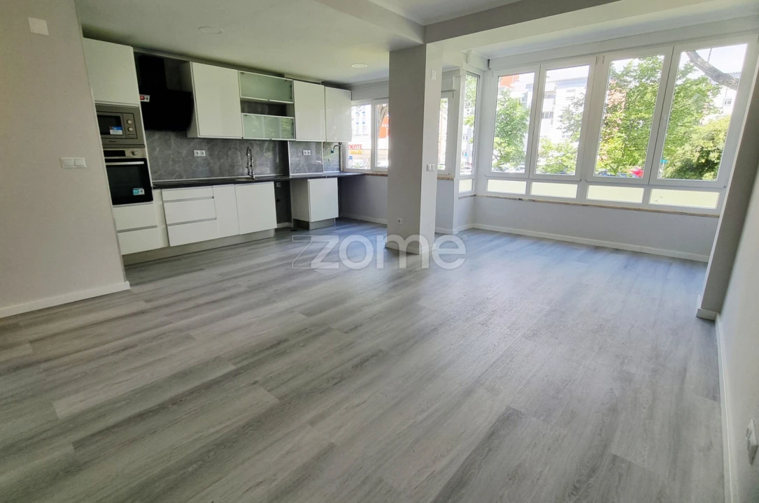 Apartamento T2 para Venda em Oeiras e São Julião da Barra, Paço de Arcos e Caxias Foto 2