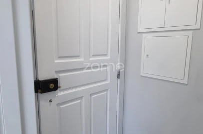 Apartamento T3 para Venda em Laranjeiro e Feijó