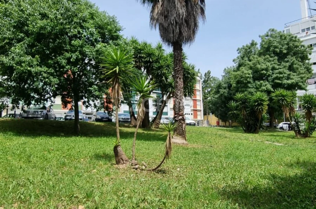 Apartamento T2 para Venda em Benfica Foto 15