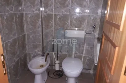 Negócio para Venda em Queluz e Belas