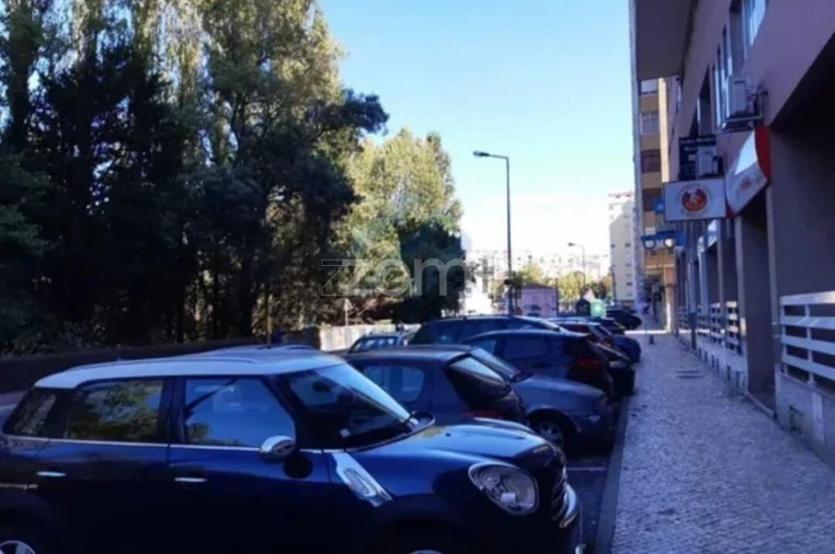 Negócio para Venda em Queluz e Belas Foto 14