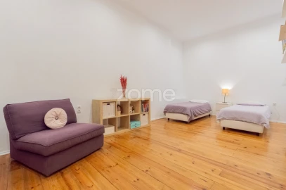 Apartamento T4 para Venda em Santa Maria Maior