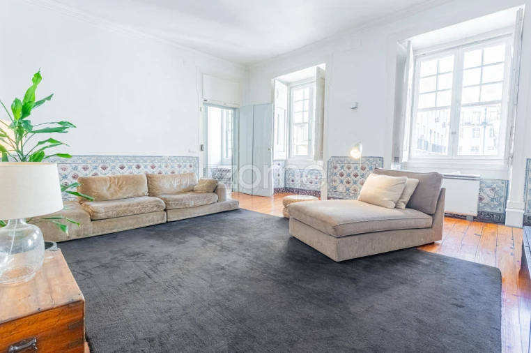 Apartamento T4 para Venda em Santa Maria Maior Foto 4