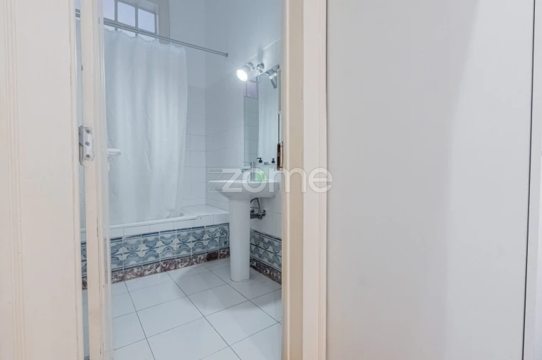 Apartamento T4 para Venda em Santa Maria Maior Foto 19