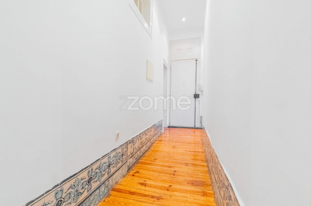 Apartamento T4 para Venda em Santa Maria Maior Foto 12