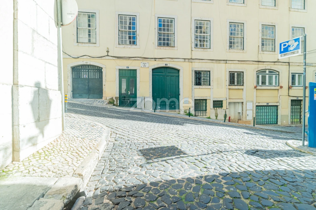 Apartamento T4 para Venda em Santa Maria Maior Foto 25