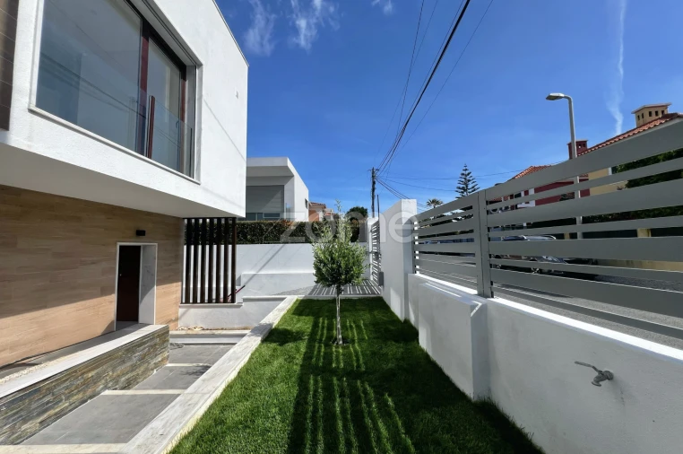 Moradia T4 para Venda em Cascais e Estoril Foto 5