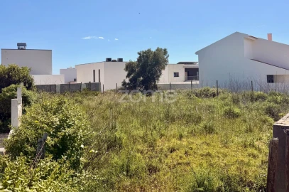 Terreno para Venda em São Domingos de Rana
