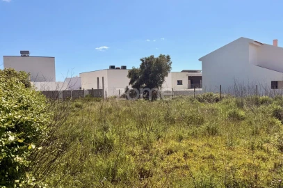 Terreno para Venda em São Domingos de Rana