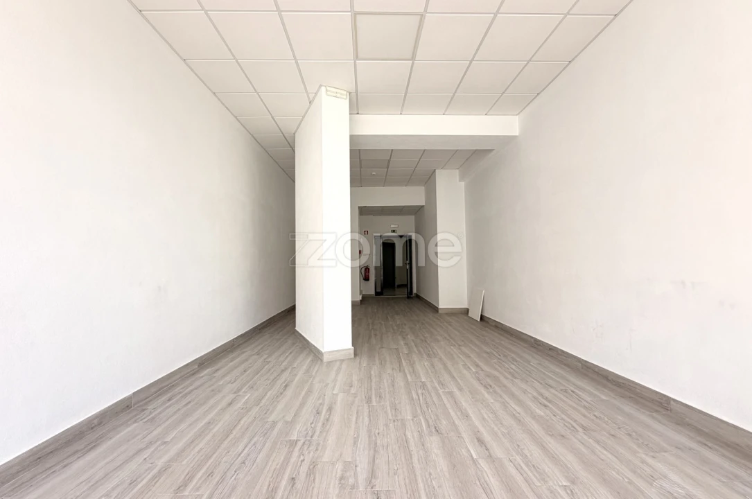 Negócio para Arrendamento em Carcavelos e Parede Foto 4