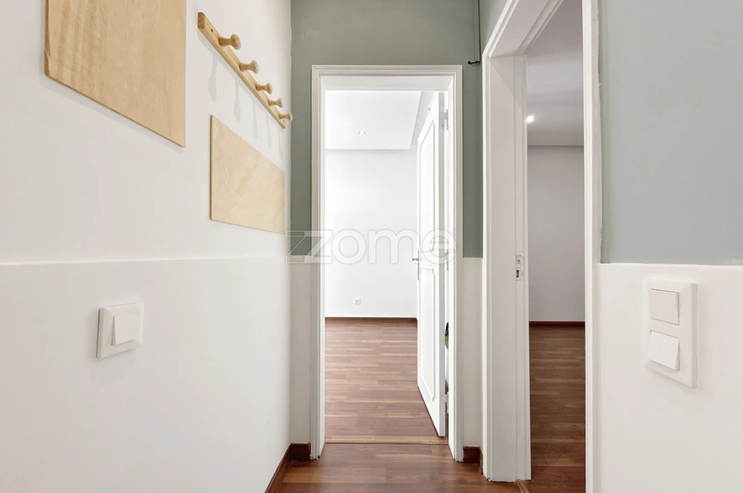 Apartamento T1 para Venda em Camarate, Unhos e Apelação Foto 10