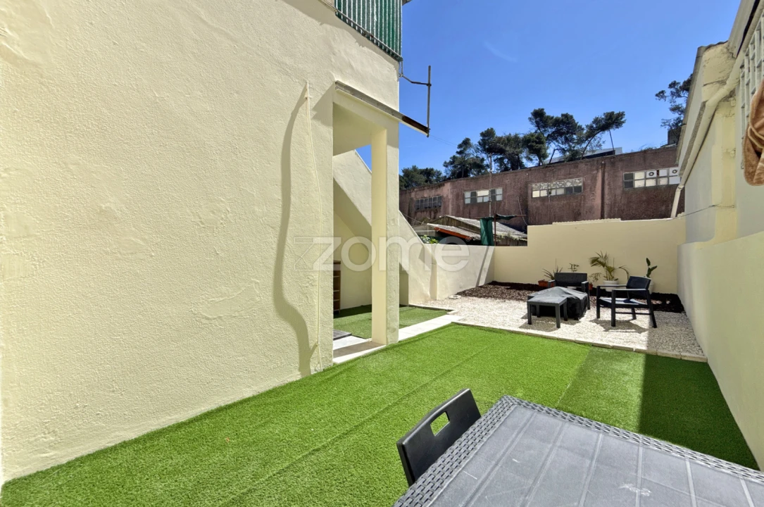 Apartamento T1 para Venda em Camarate, Unhos e Apelação Foto 20
