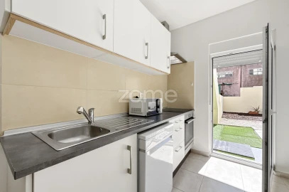 Apartamento T1 para Venda em Camarate, Unhos e Apelação
