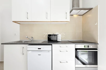 Apartamento T1 para Venda em Camarate, Unhos e Apelação