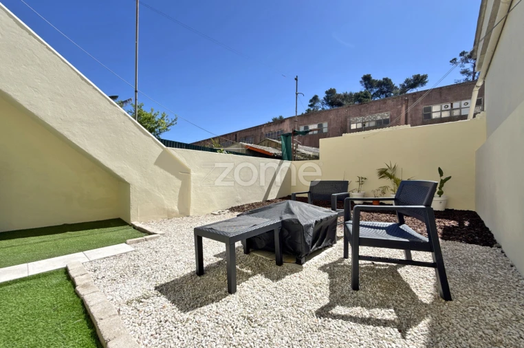 Apartamento T1 para Venda em Camarate, Unhos e Apelação Foto 21