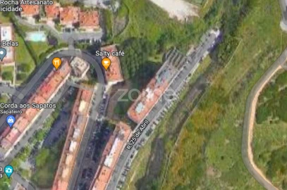 Terreno para Venda em Queluz e Belas