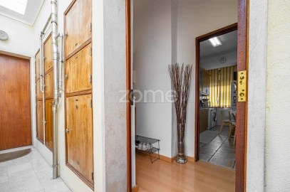 Apartamento T2 para Venda em Águas Livres