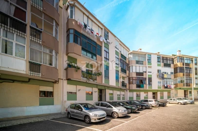 Apartamento T2 para Venda em Águas Livres