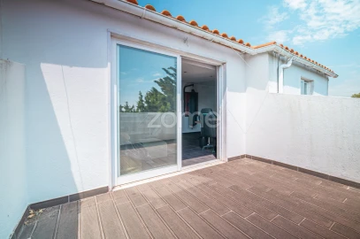 Moradia T4 para Venda em Santa Maria e São Miguel, São Martinho, São Pedro Penaferrim