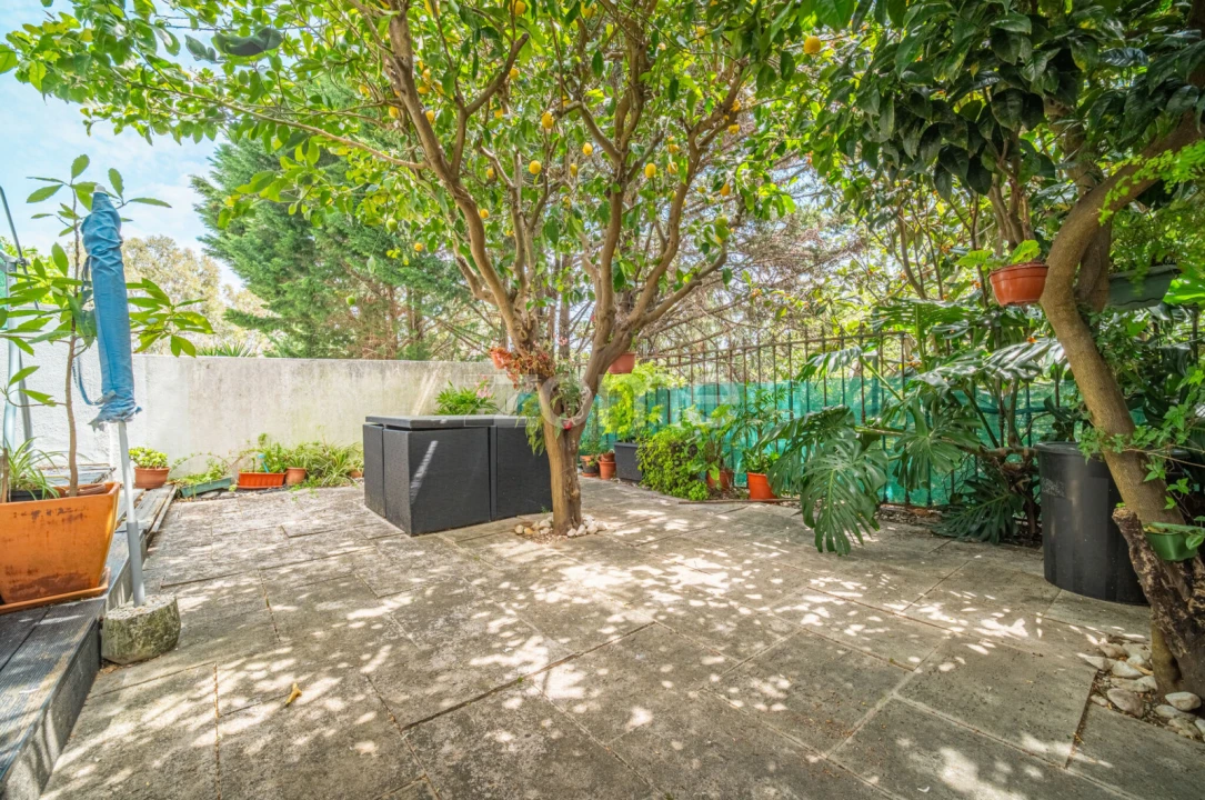 Moradia T4 para Venda em Santa Maria e São Miguel, São Martinho, São Pedro Penaferrim Foto 6