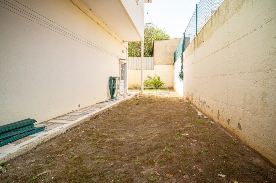 Moradia T4 para Venda em Camarate, Unhos e Apelação Foto 6