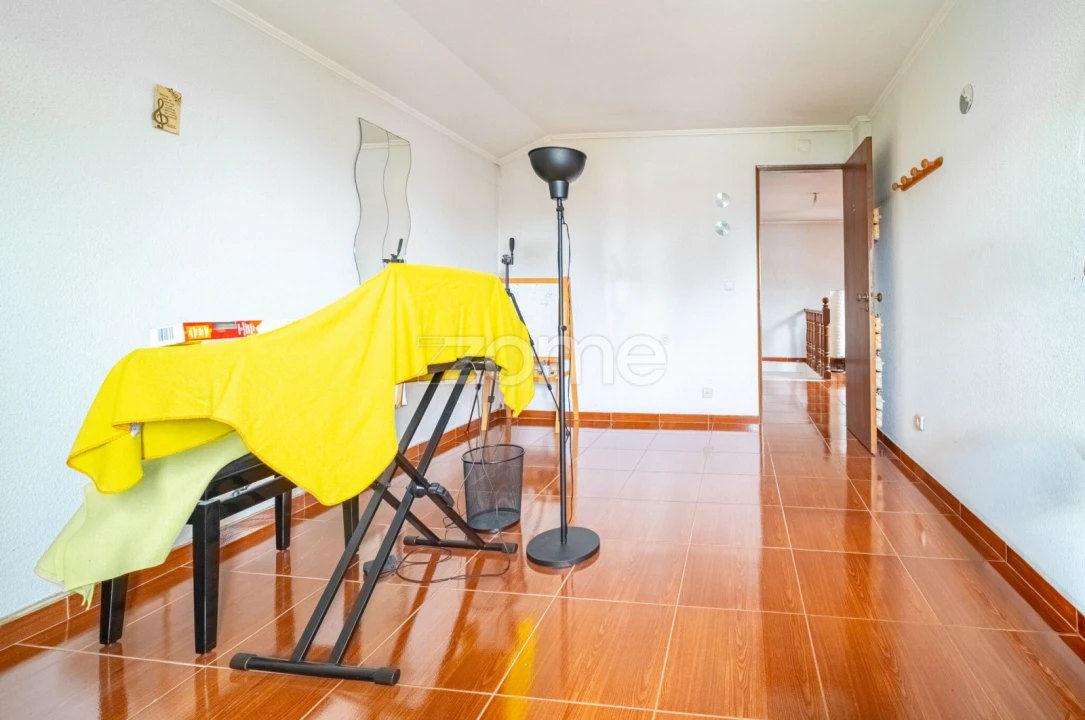 Moradia T4 para Venda em Camarate, Unhos e Apelação Foto 42
